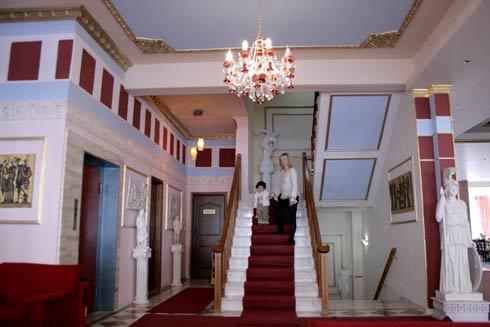 Hotel Kosta Famissi