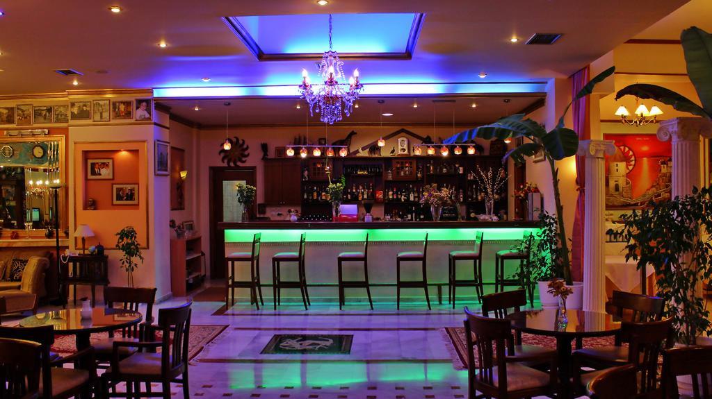 Hotel Kosta Famissi 4*
