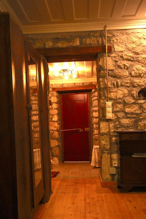 Villa The Stone House Asprogerakata
