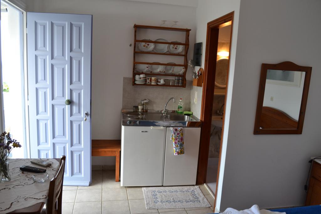 Apartment Ioanna Tinos Kionia