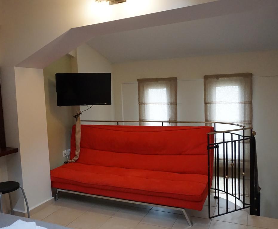 Ameris & Apartment