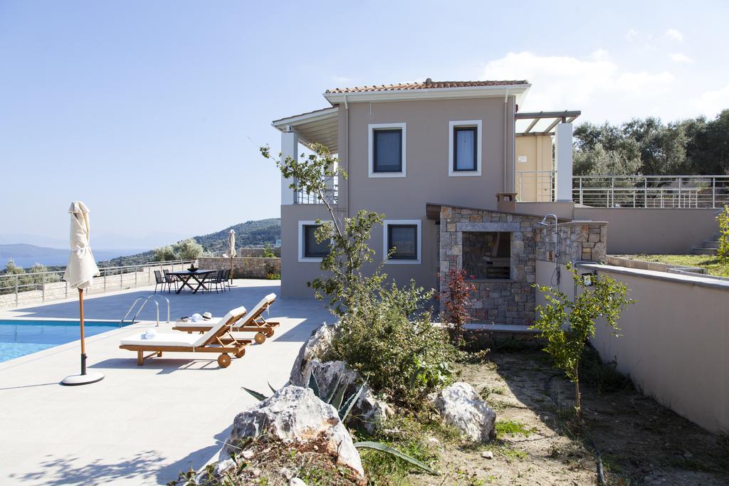 Alivia Lefkas Luxury *