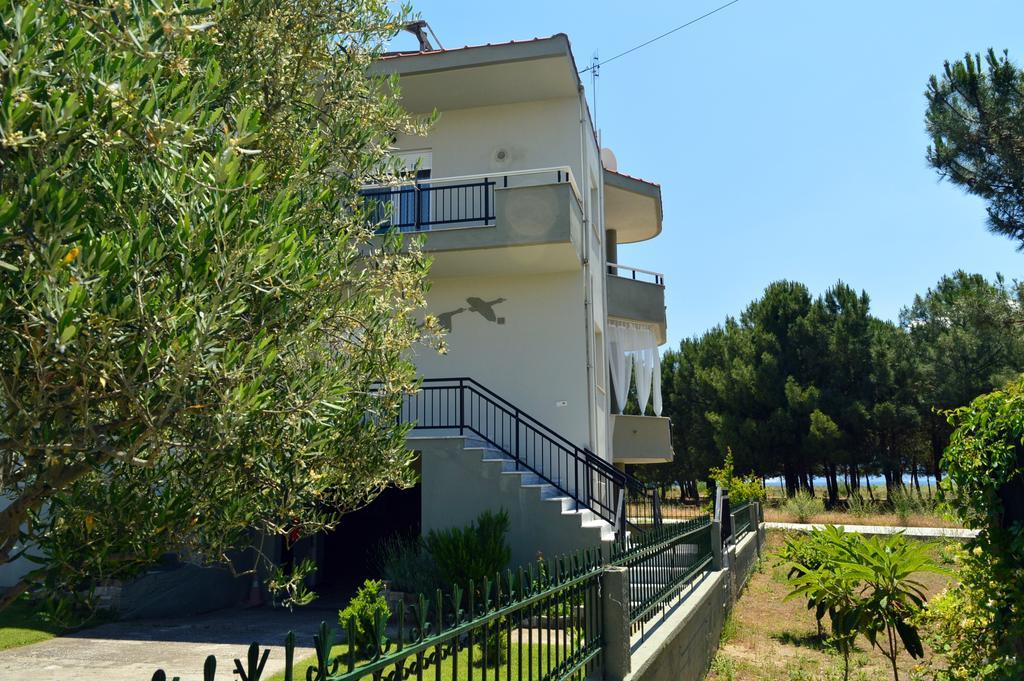 Politakis Apartment *