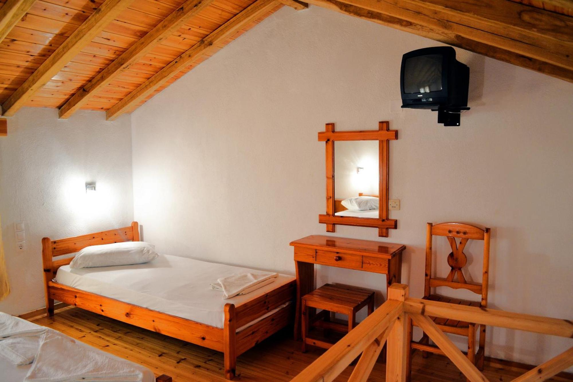 Aiolos House Guest house