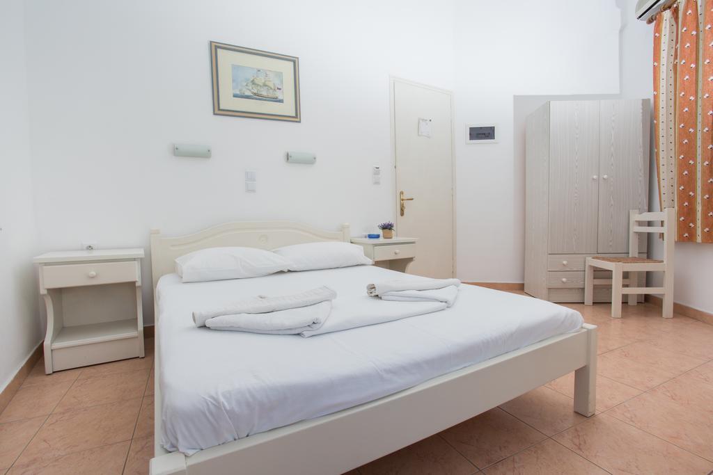 Hotel Louiza *