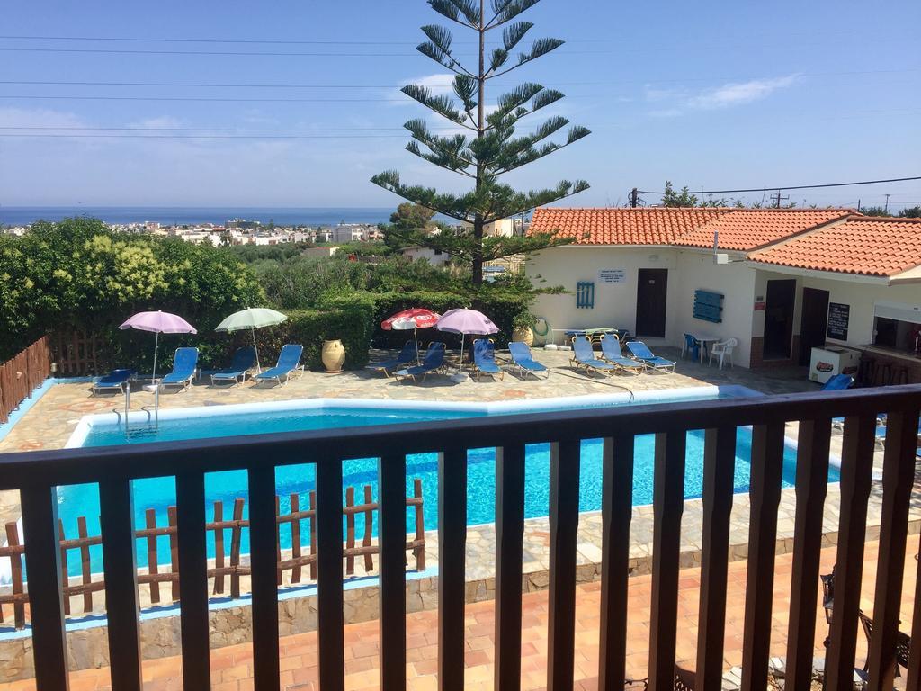 Apartment Ceratonia