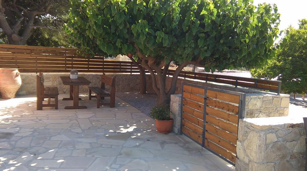 Lardas Luxury * Kissamos
