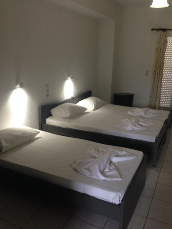 Bed & Breakfast Liris Studios 2*