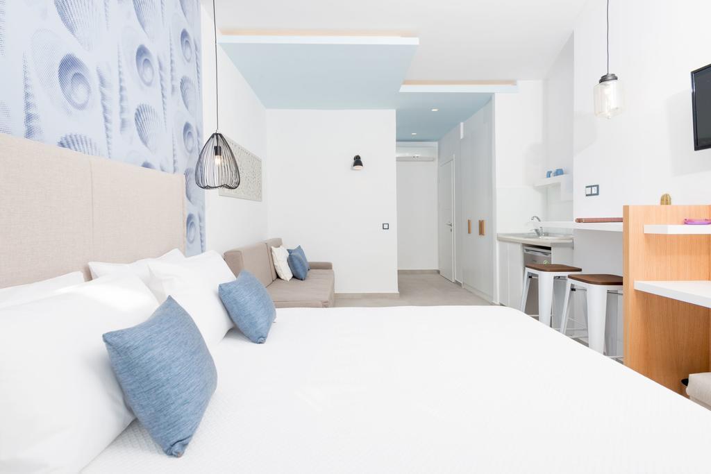 Aparthotel Akti Belvedere Color & Essence 2*