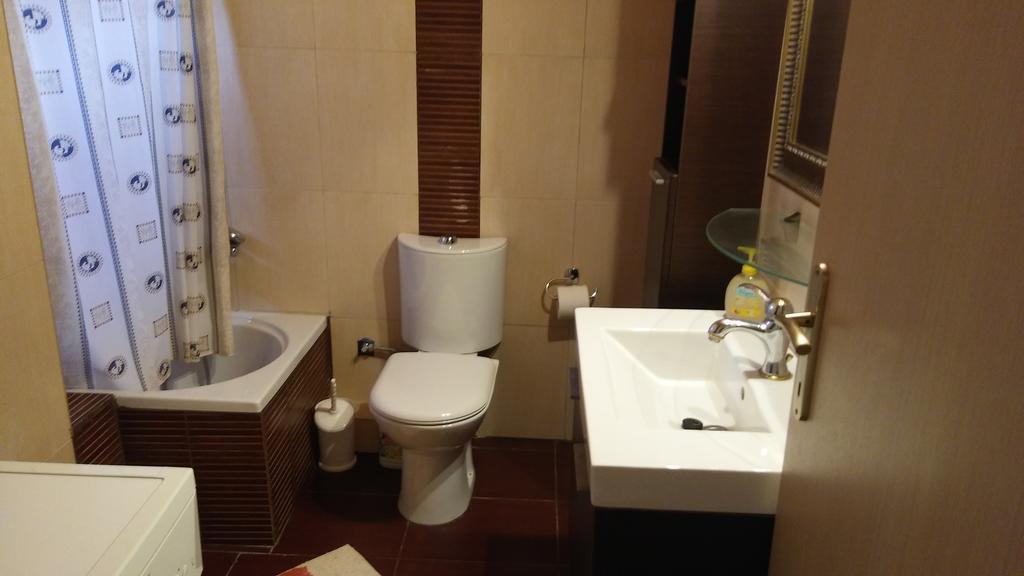 Villa Lake Villas *