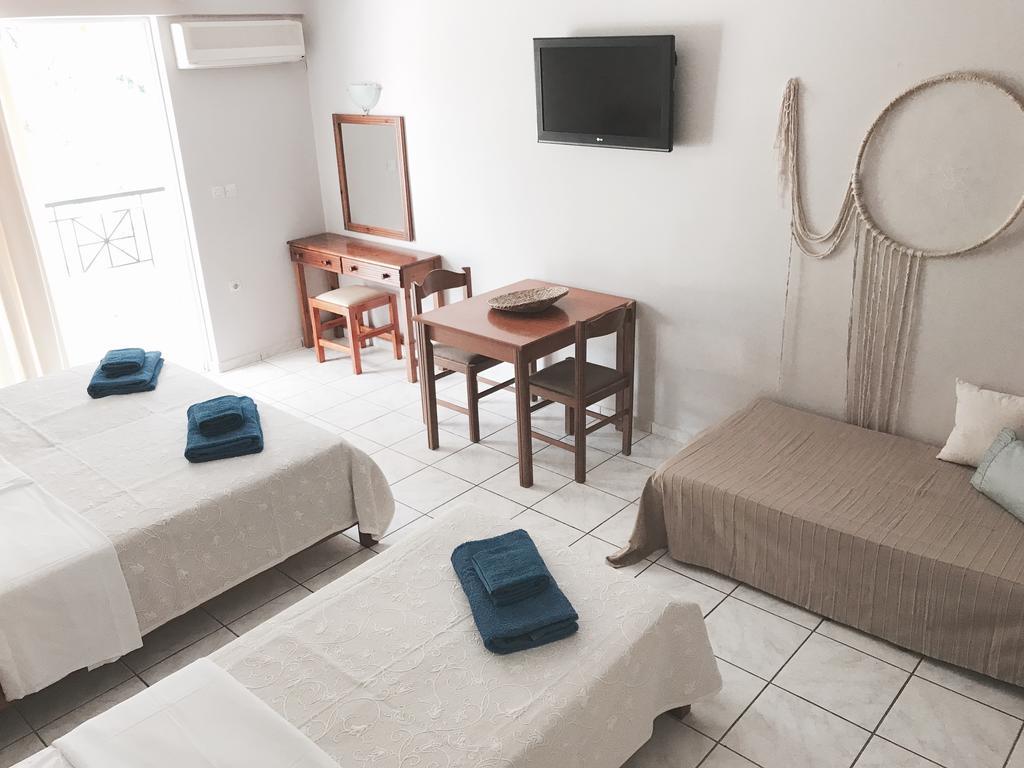 Aparthotel Calypso 2*