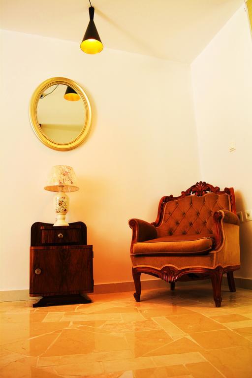 Holiday home Ambrosia House *