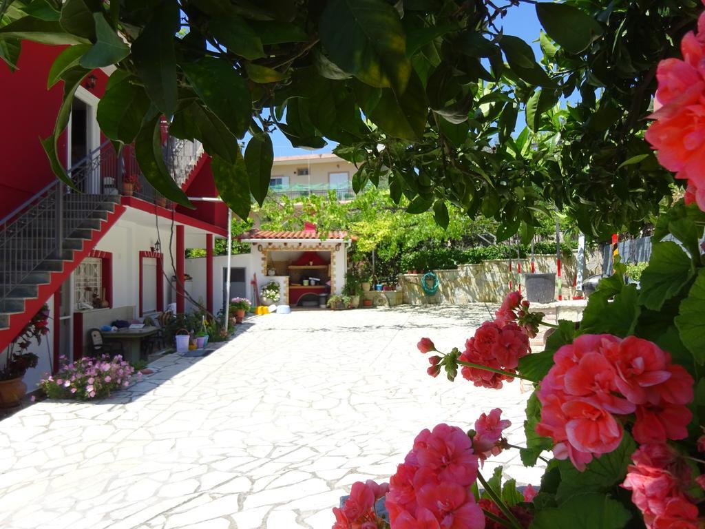 Guest house Elena Rista