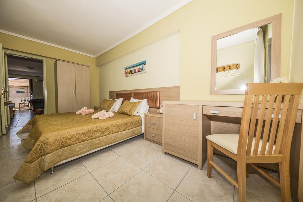Park Apartment Paralia Dionysiou