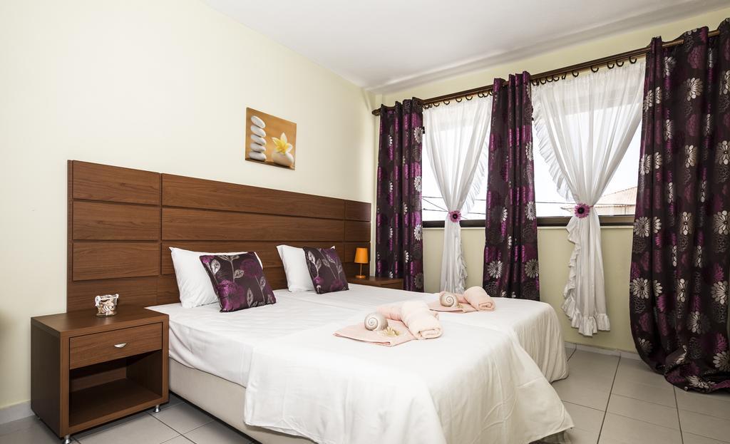 Park Apartment Paralia Dionysiou