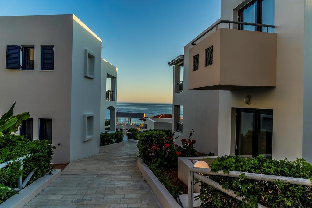 Castello Village Hotel 4*