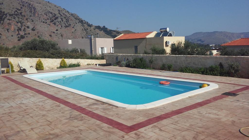 Villa Lake Villas Mourion (Apokoronas)