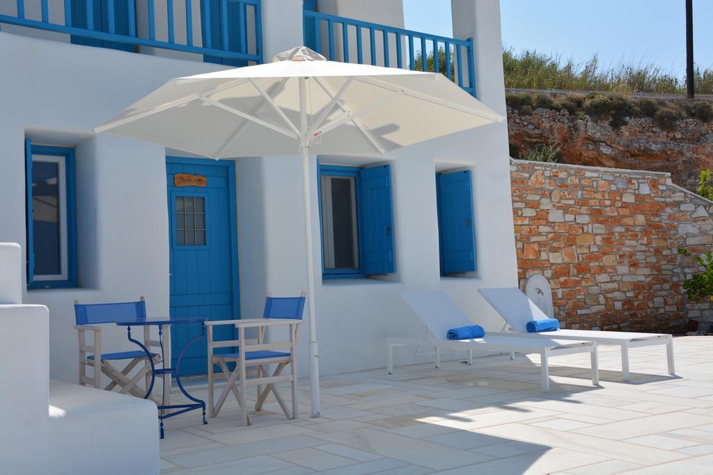 White Blue & Parikia (Paros)