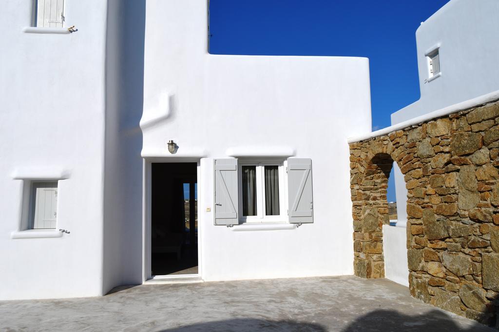 Minimal Houses *