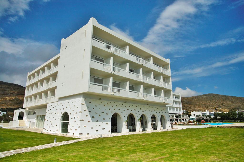 Tinos Beach Hotel 4* Tinos