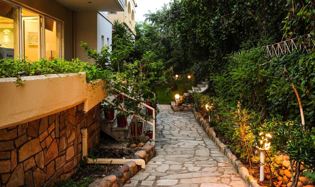 Tropical Aparthotel 4*