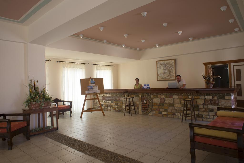 Dionysos Authentic & Village 3* Agia Fotia (Sitia)