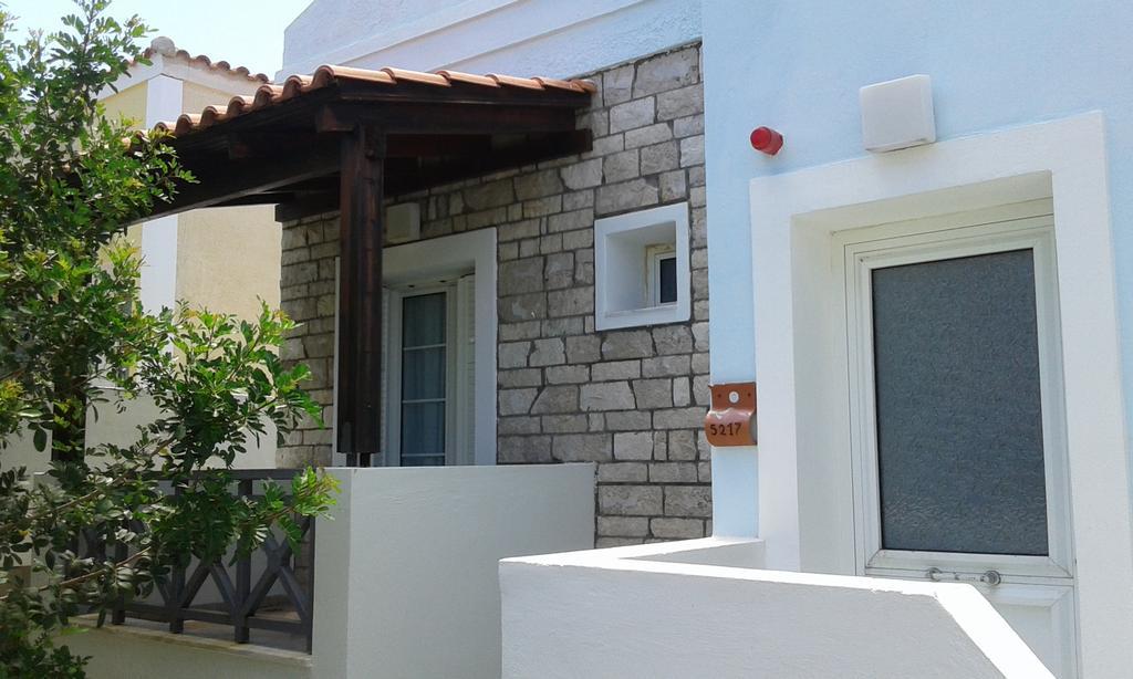 Dionysos Authentic & Village Aparthotel 3*