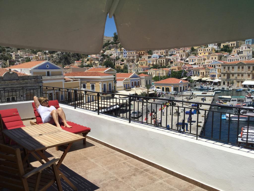 Captain's 3* Symi