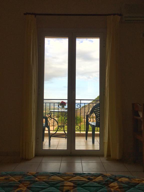 Apartment Sunshine Karavados