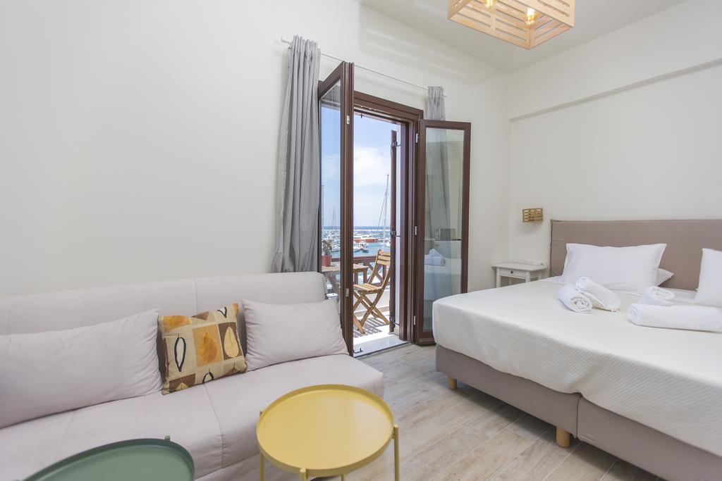 Amalthia Luxury *