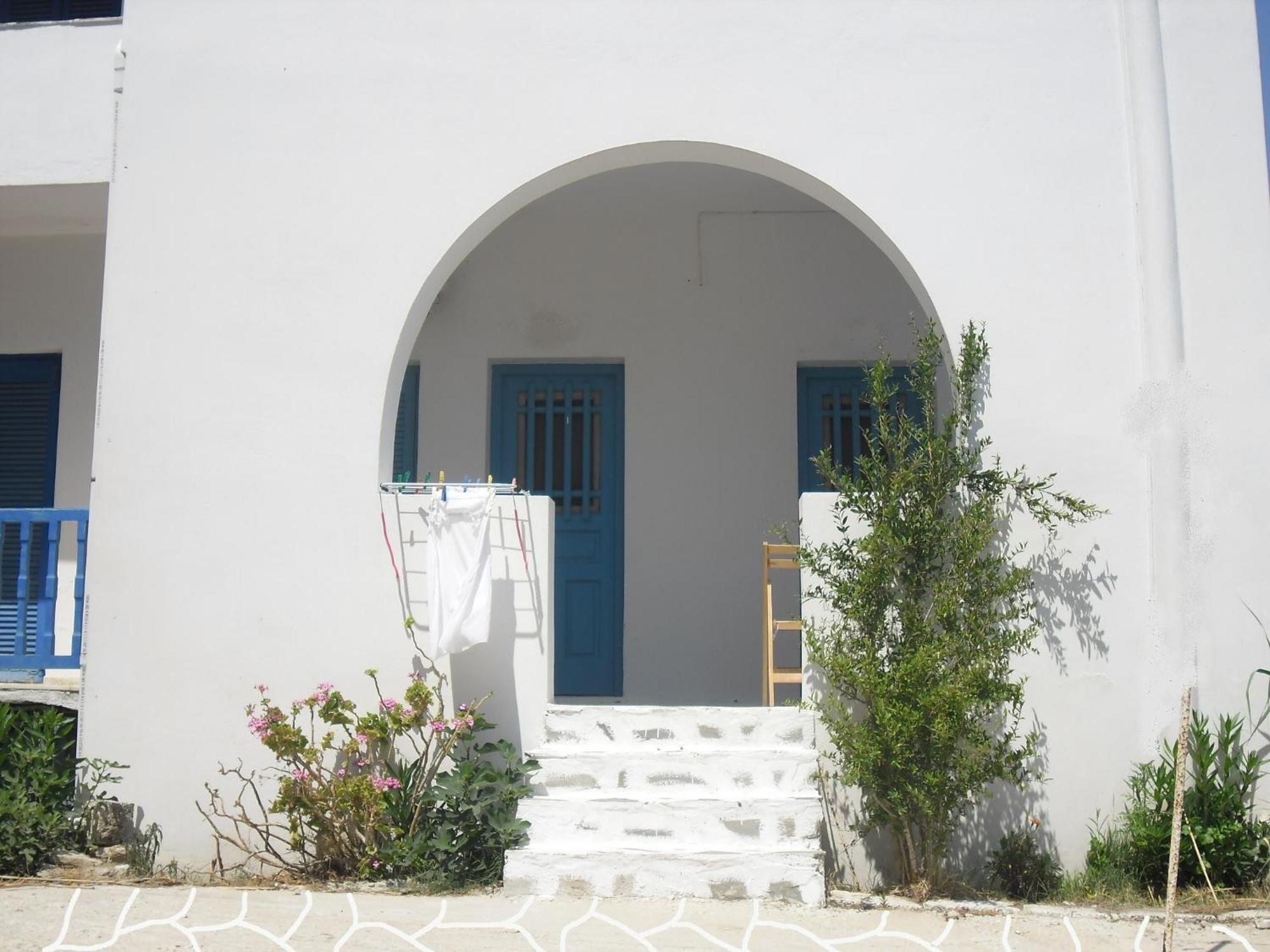 Apartment Studios Parian Blu *