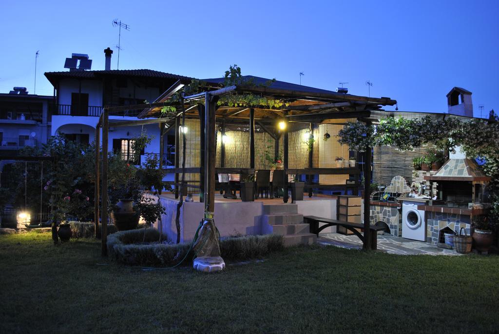 Voula Kourbeti Agios Nikolaos (Chalkidiki)