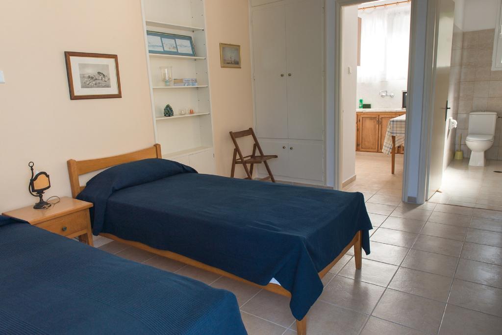 Elena Aparthotel 2*