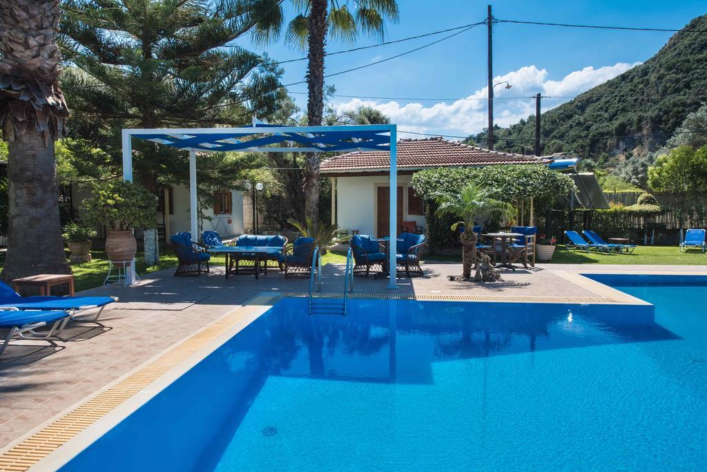 Dimitris & Apartment Frinion