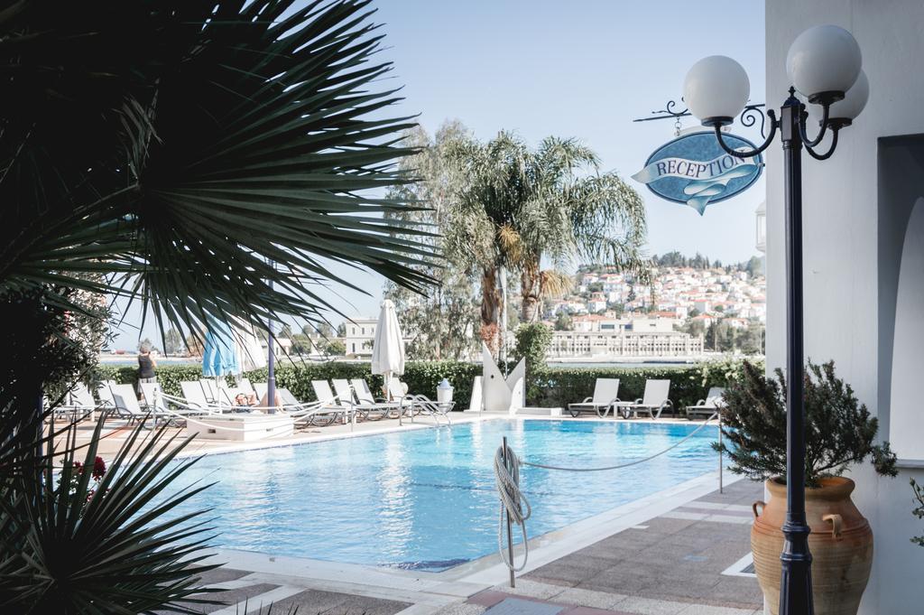 Aparthotel Nikis Village 3*