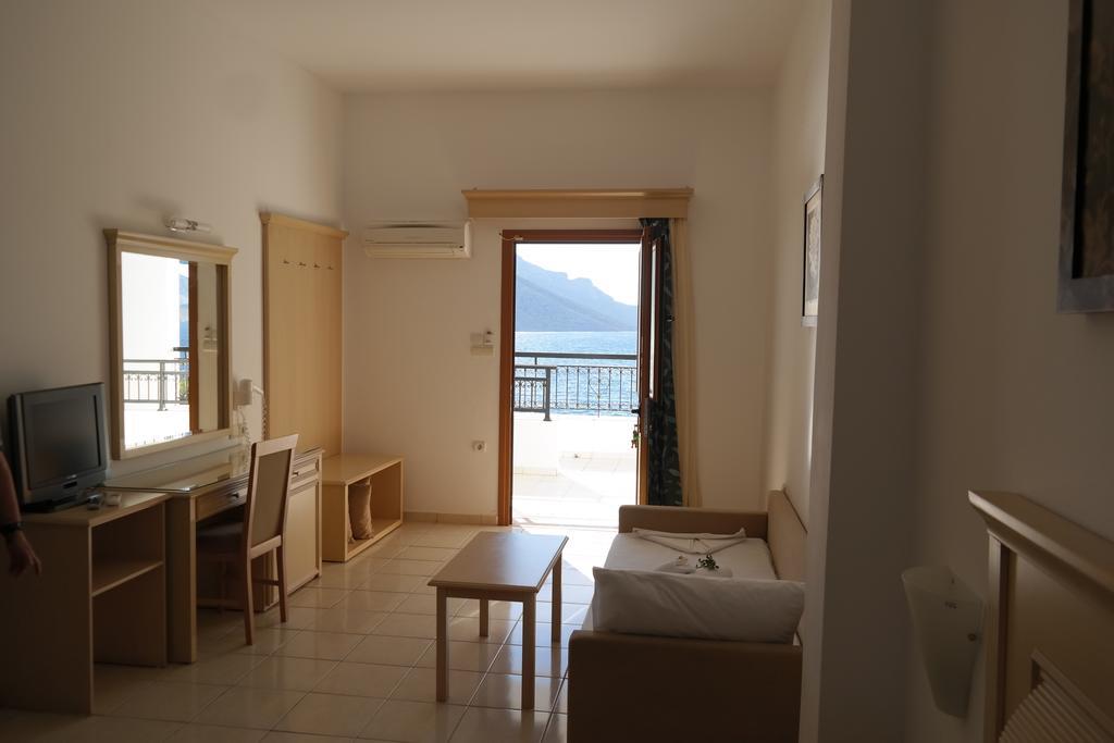 Continental Hotel 2*