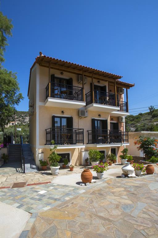 Aparthotel Amfilissos Koumeika