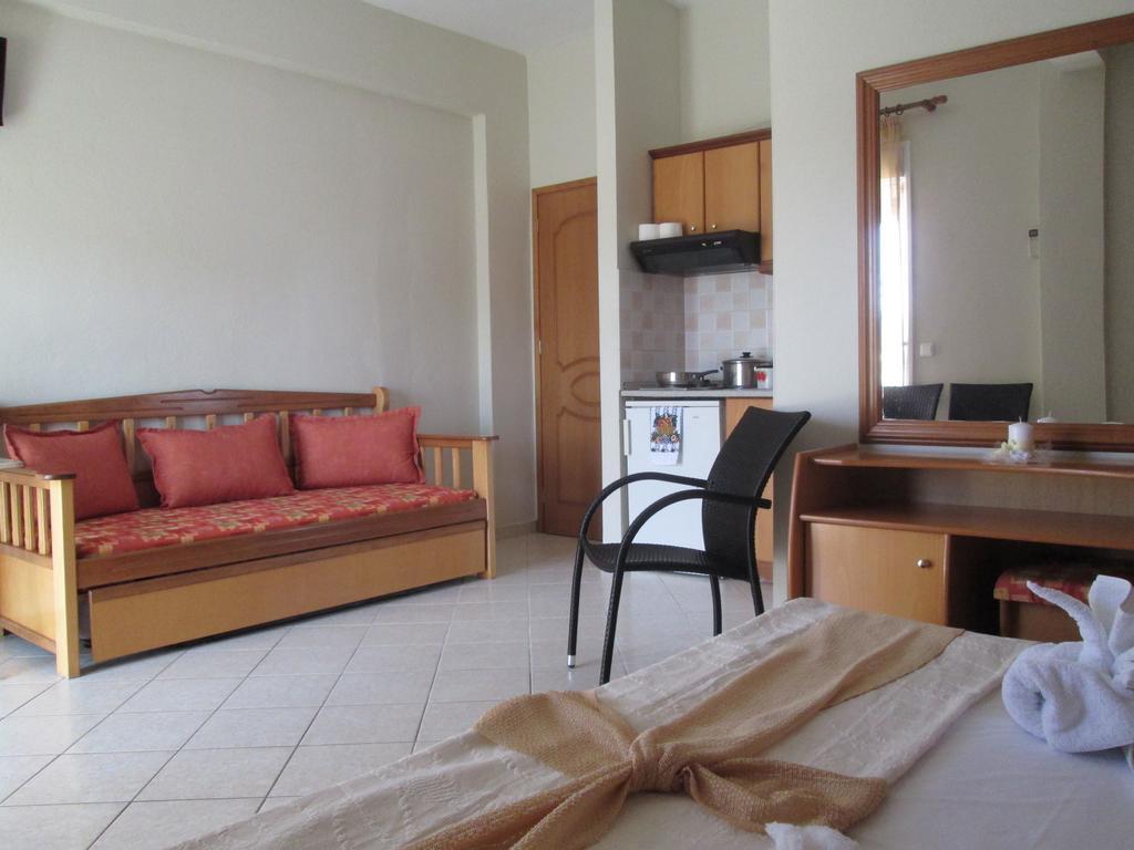 Studios Panagiota Apartment Potos