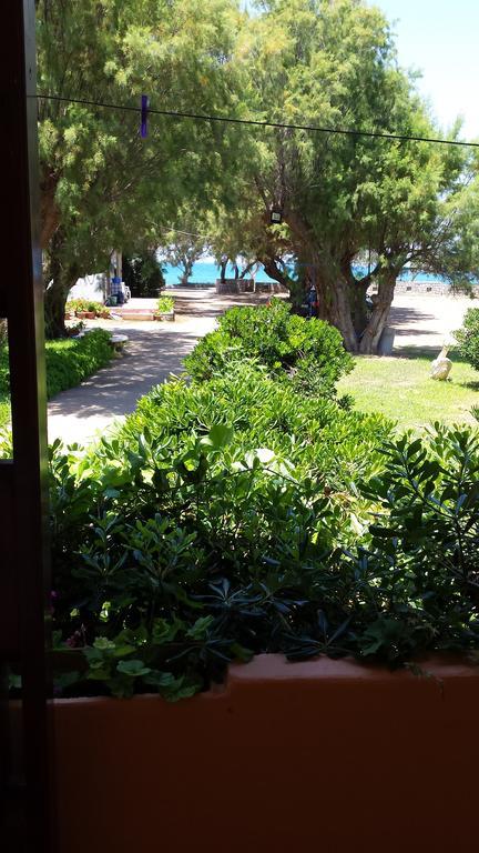 Leonidas Aparthotel *