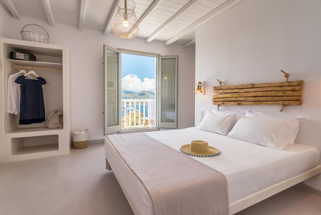 Apartment Halara Plaka (Milos)