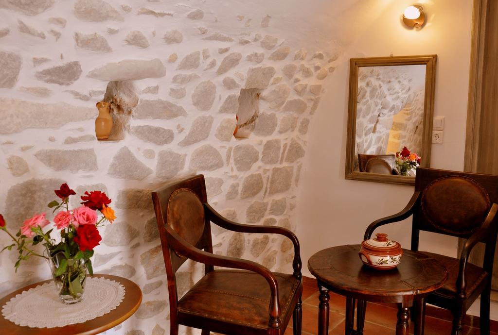 Aparthotel Arapakis Historic Castle 4*