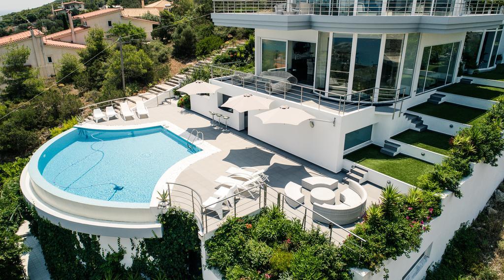 Coral Apartment *