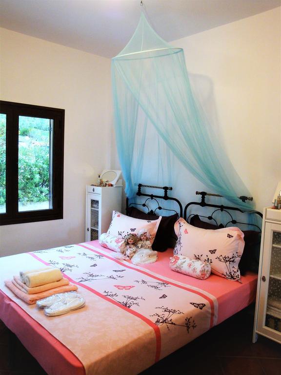 Villa Waterfront Mediterranean *