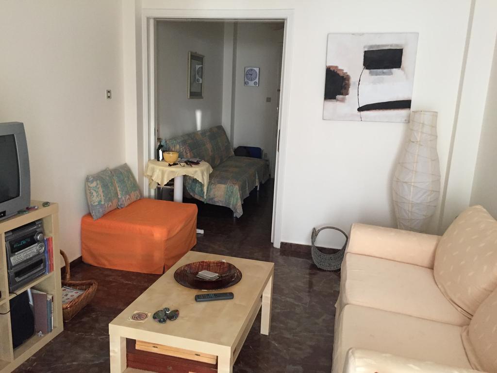 Vlastos Apartment Kalamos (Attica)
