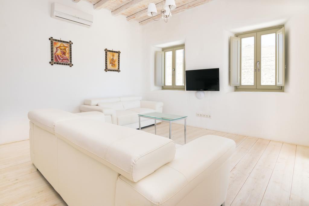 Apartment Eliades *