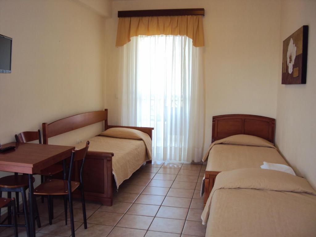 Aparthotel Amalia 3*