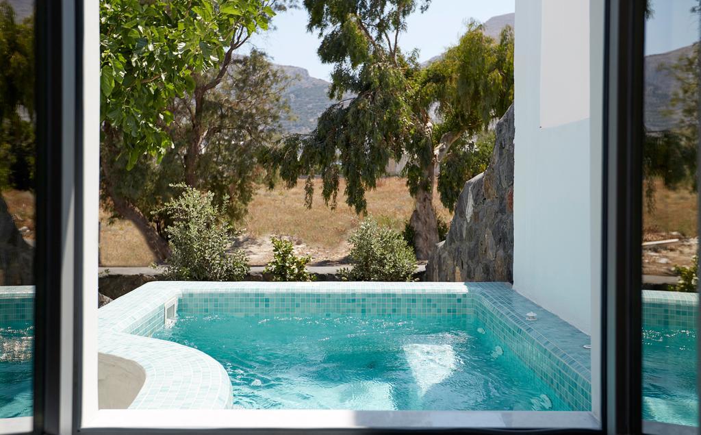 Amara Santorini Hotel 5*