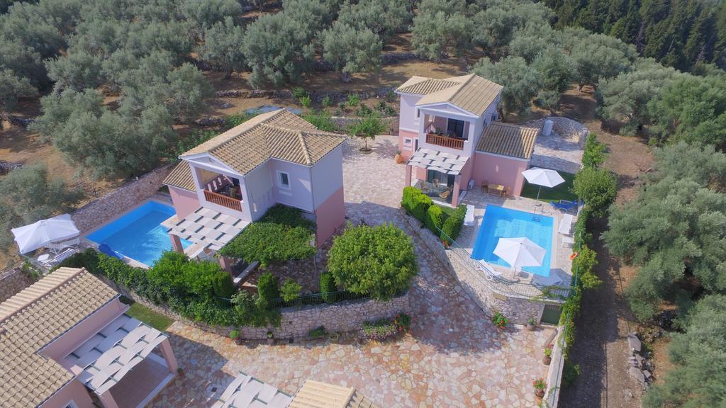 Villa Harmony Villas *