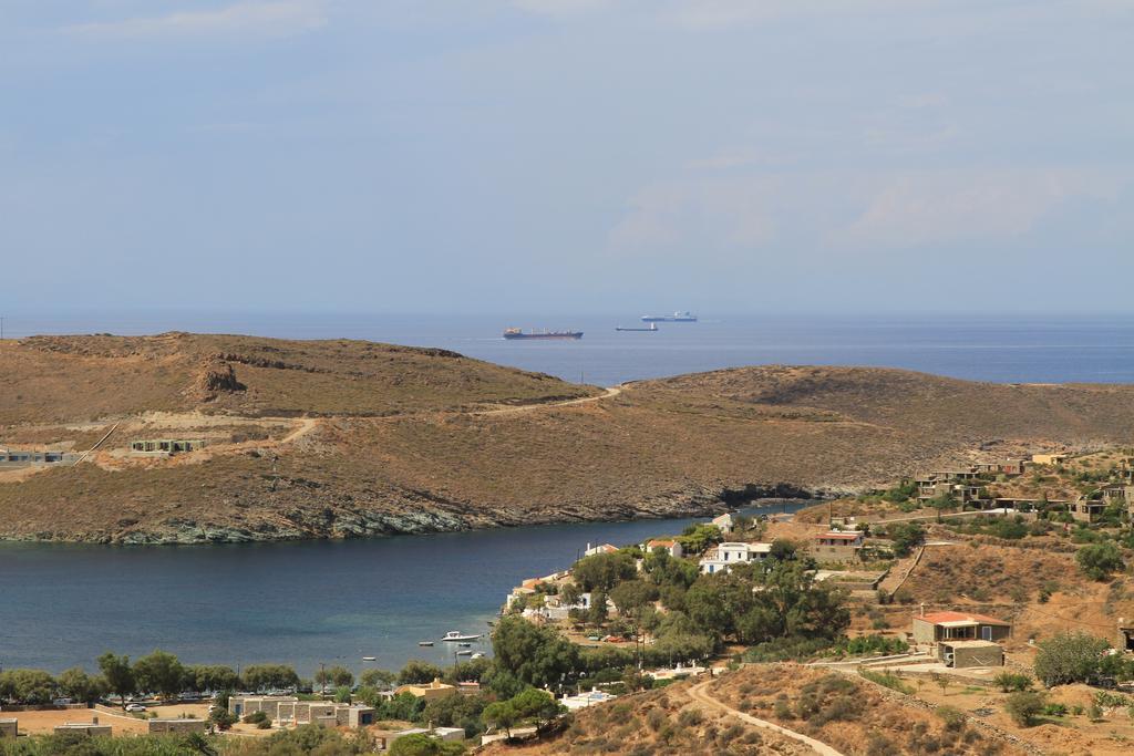 The Royal Oak Villa Otzias