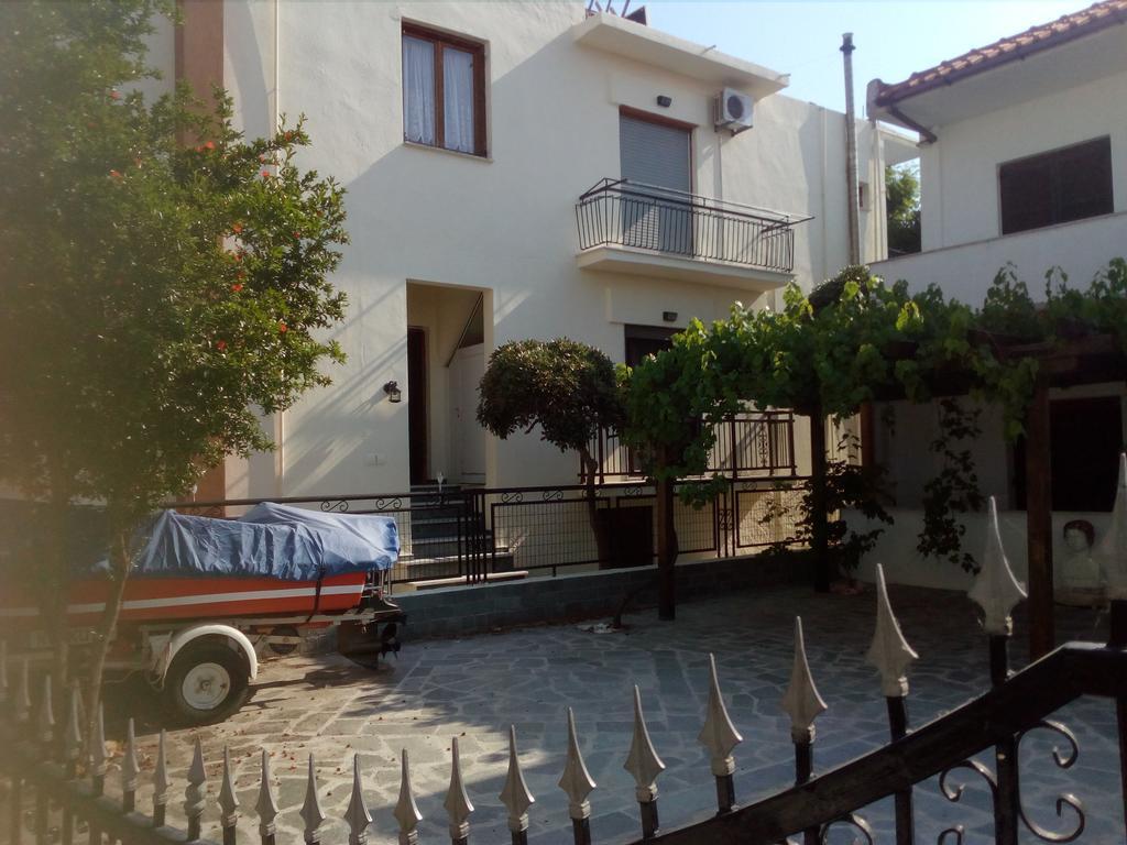 Arleta's Sunny Prinos (Thasos)